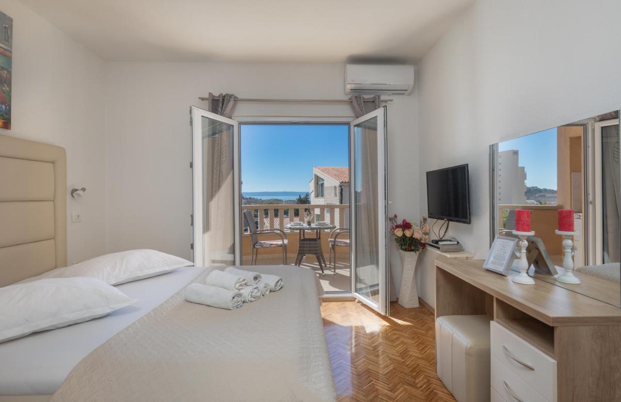 Apartments Petrovic Makarska Exterior foto